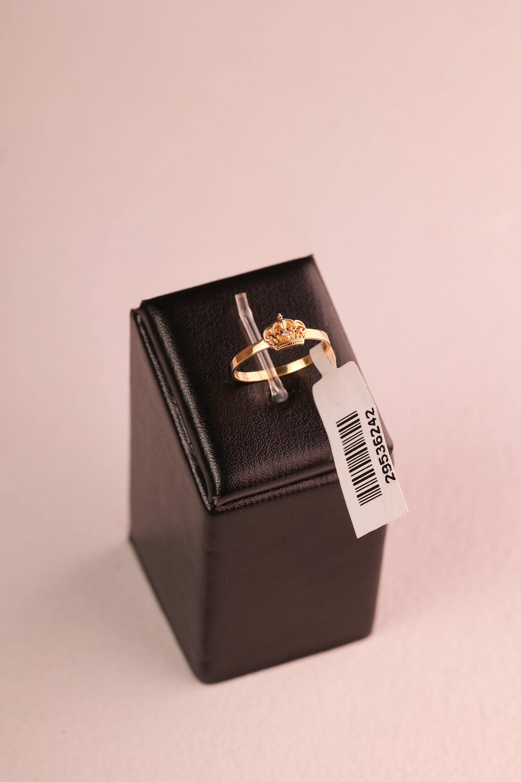 Anel Coroa com Brilhante em Ouro 18K