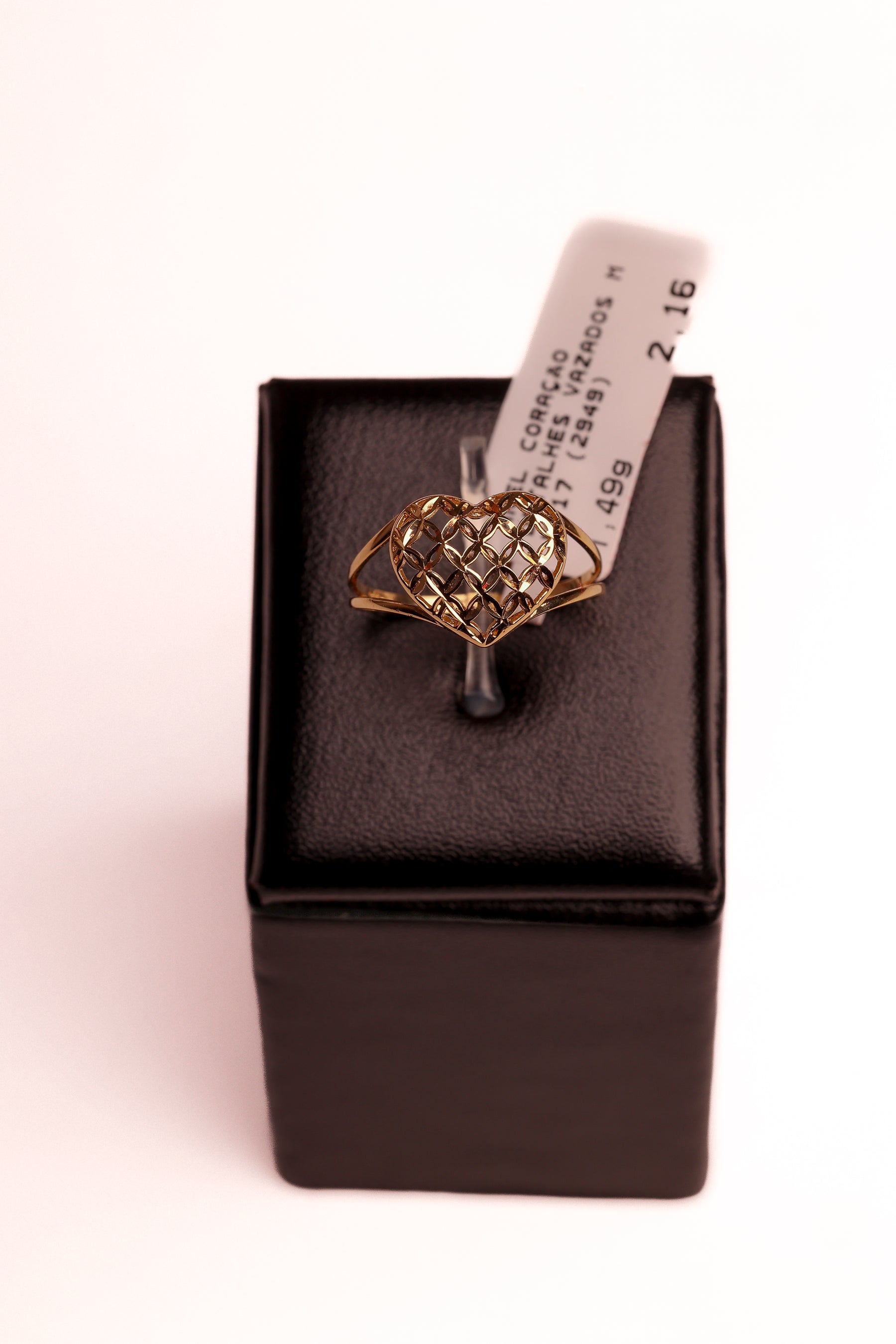 Anel Coração Detalhes Vazados em Ouro 18K – Joia Premium N° 17 | 1,49 g