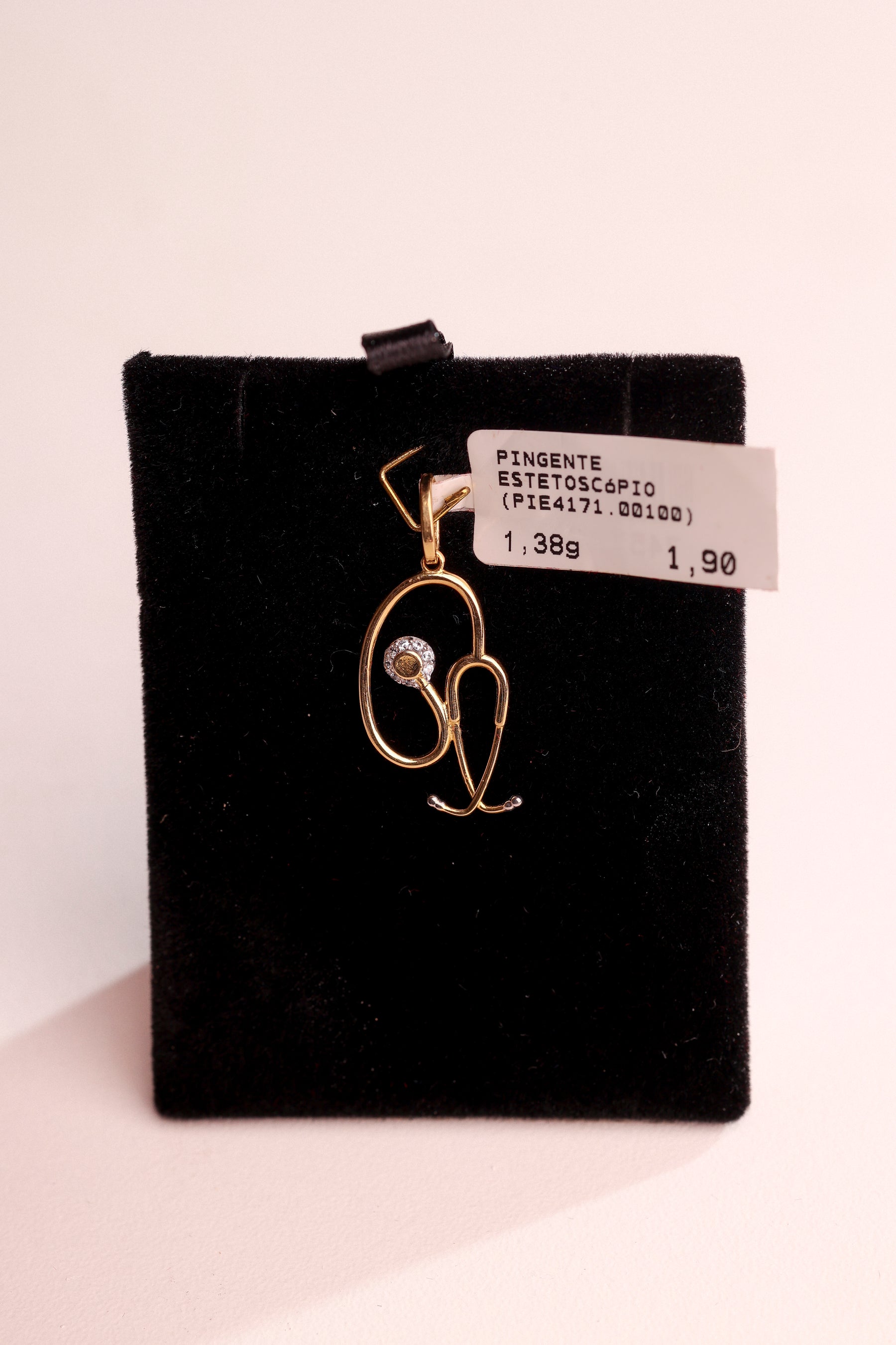 Pingente Estetoscópio em Ouro 18K – Joia Premium 1,38 g