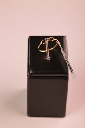 Anel Infinito em Ouro 18K