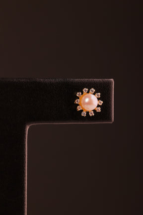 Brinco Pérola Botão 6,5 mm com 10 Cristais em Ouro 18K