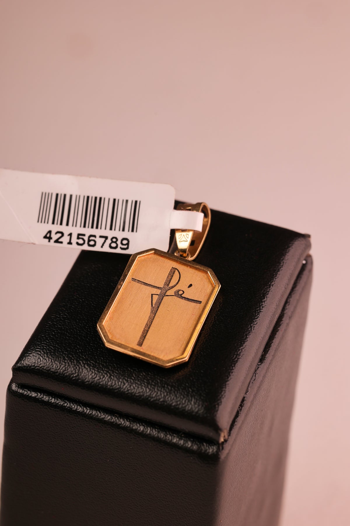 Pingente Medalha Fé em Ouro 18K