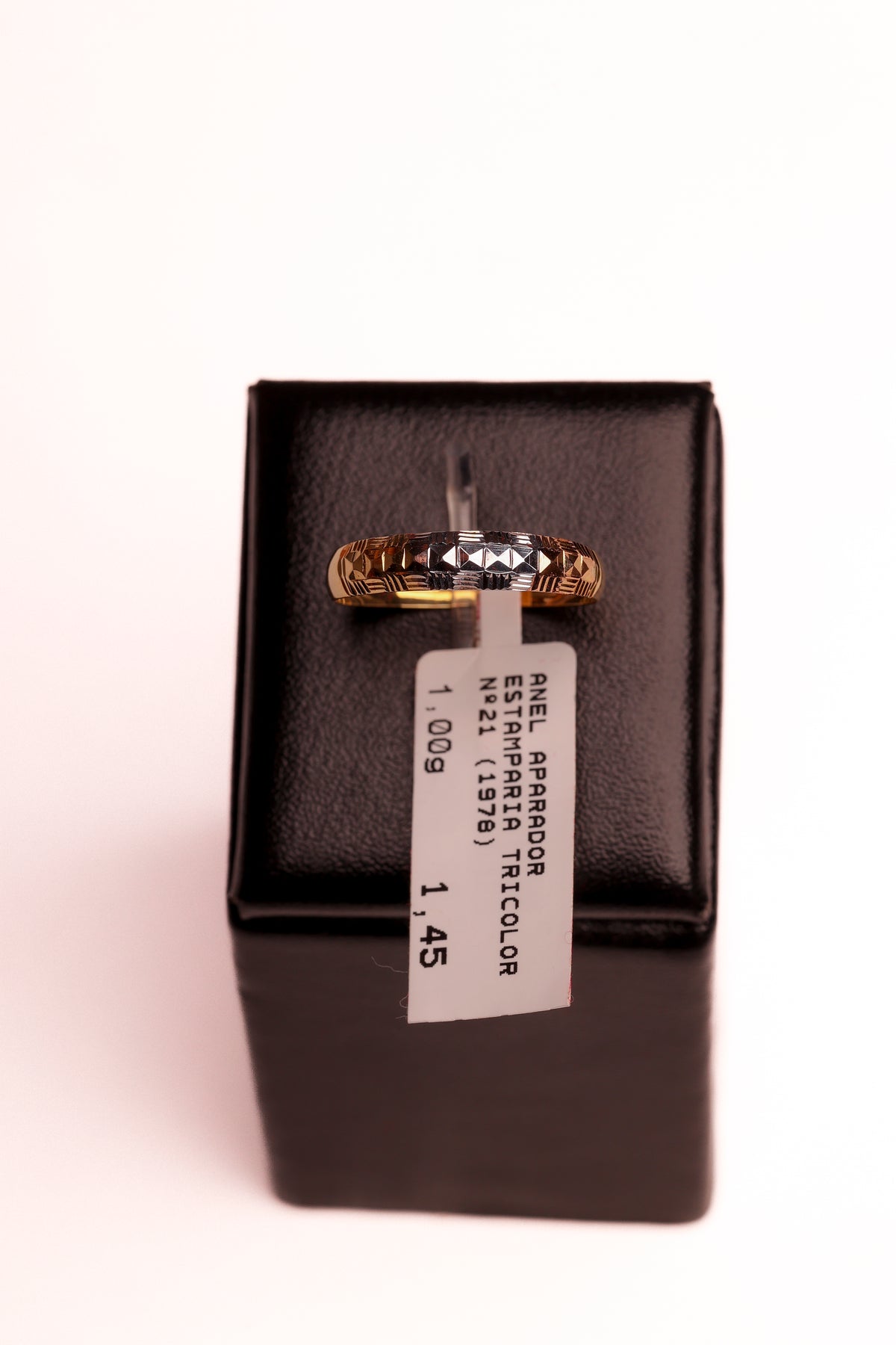 Anel Aparador Estamparia Tricolor em Ouro 18K – Joia Premium N° 21 | 1,00 g