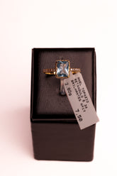 Anel Topázio Retângulo com 34 Brilhantes em Ouro 18K – Joia Premium N° 17 | 2,80 g