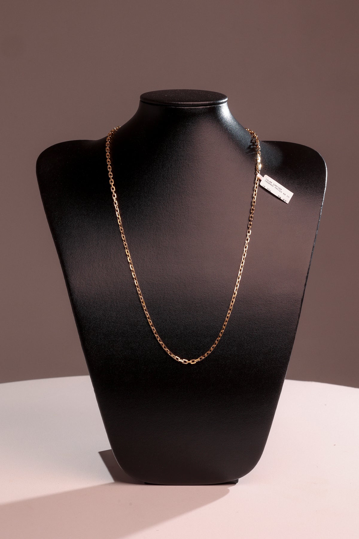 Colar Cartier Cadeado Maciço 60 cm em Ouro 18K – Joia Premium 18,35 g