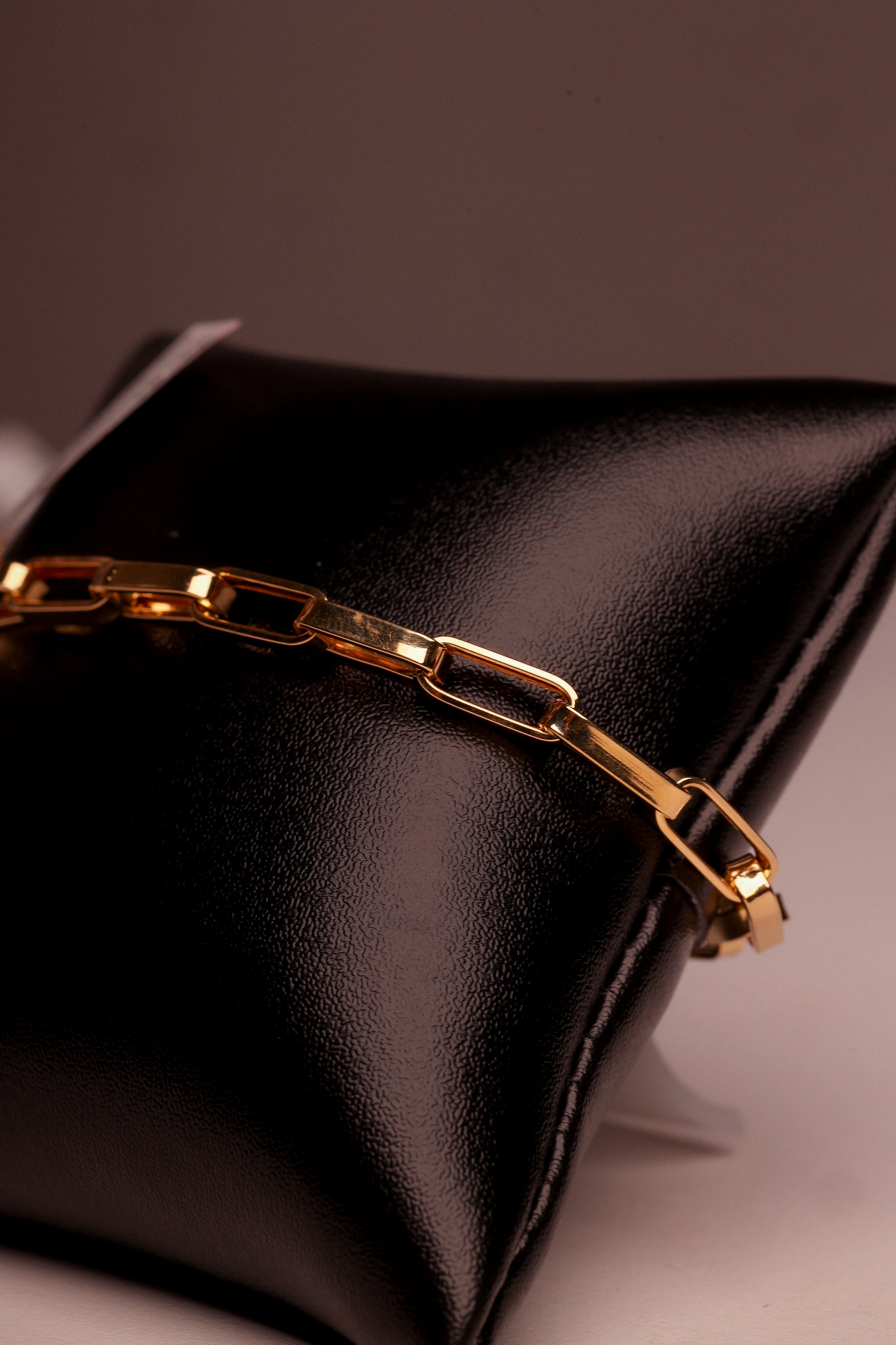 Pulseira Cartier Oca em Ouro 18K – Joia Premium | 7,41 g