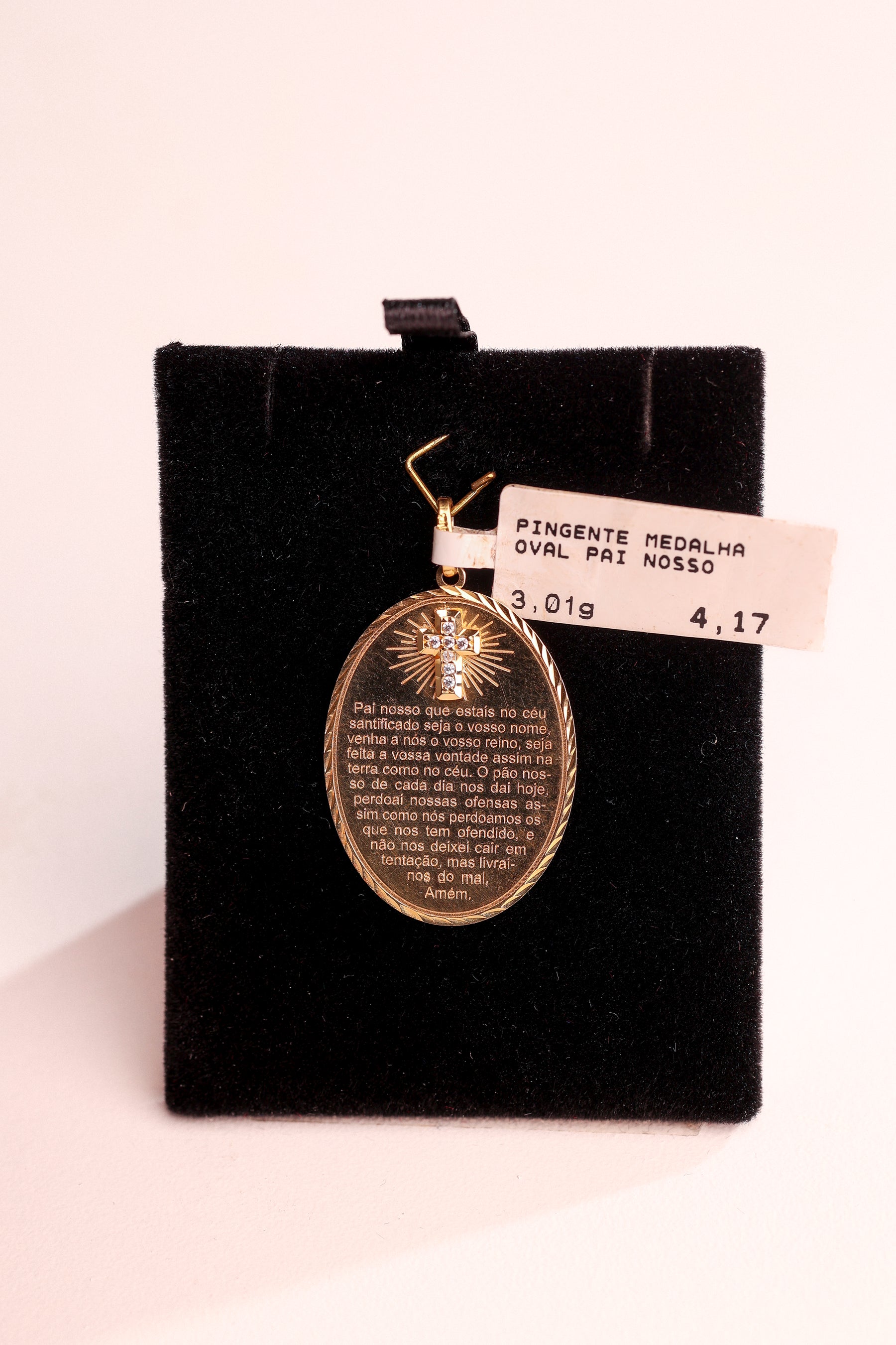 Pingente Medalha Oval Pai Nosso em Ouro 18K – Joia Premium 3,01 g