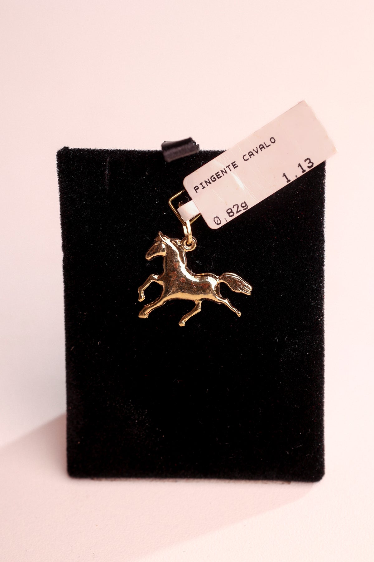 Pingente Cavalo em Ouro 18K – Joia Premium 0,82 g