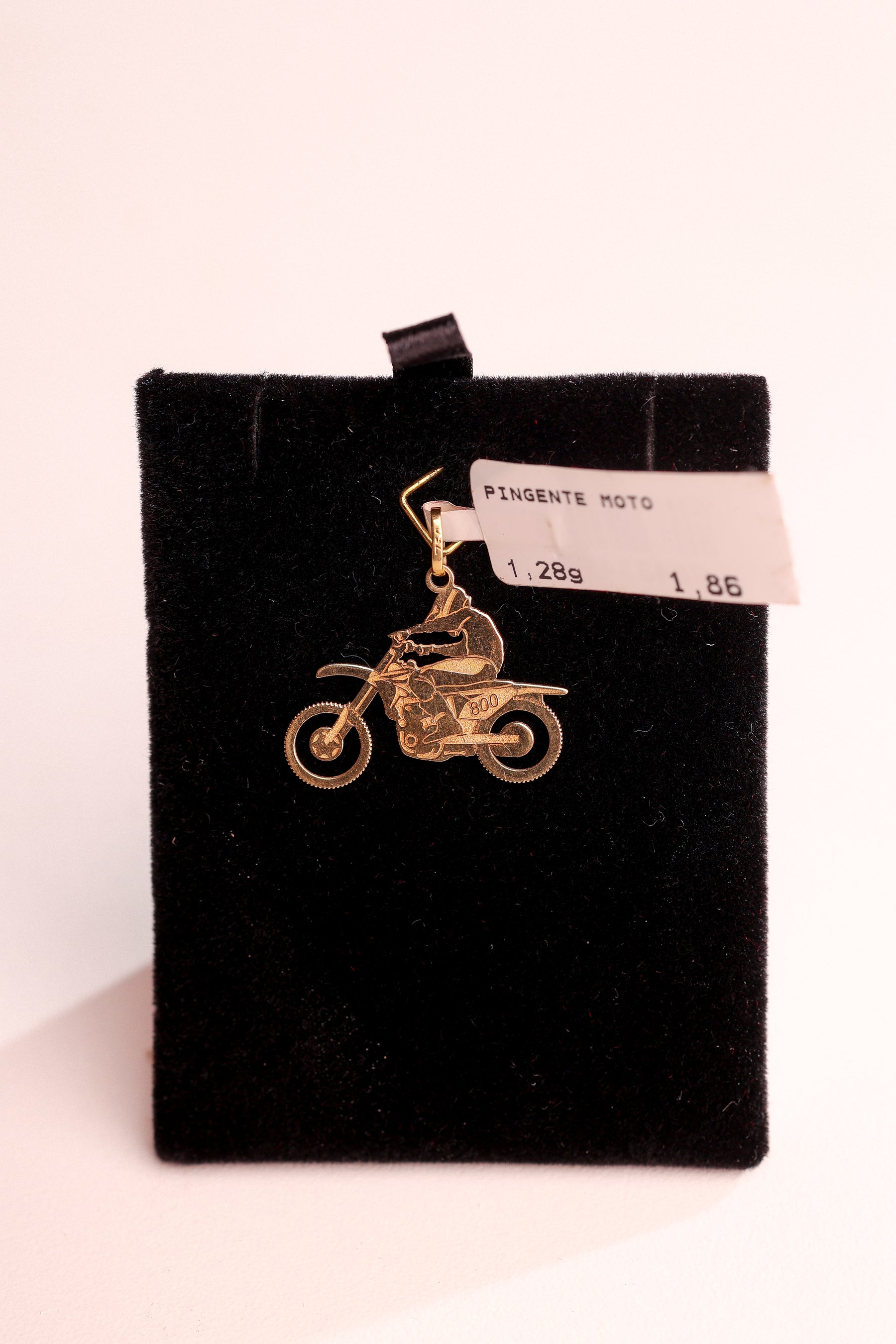 Pingente Moto em Ouro 18K – Joia Premium 1,28 g