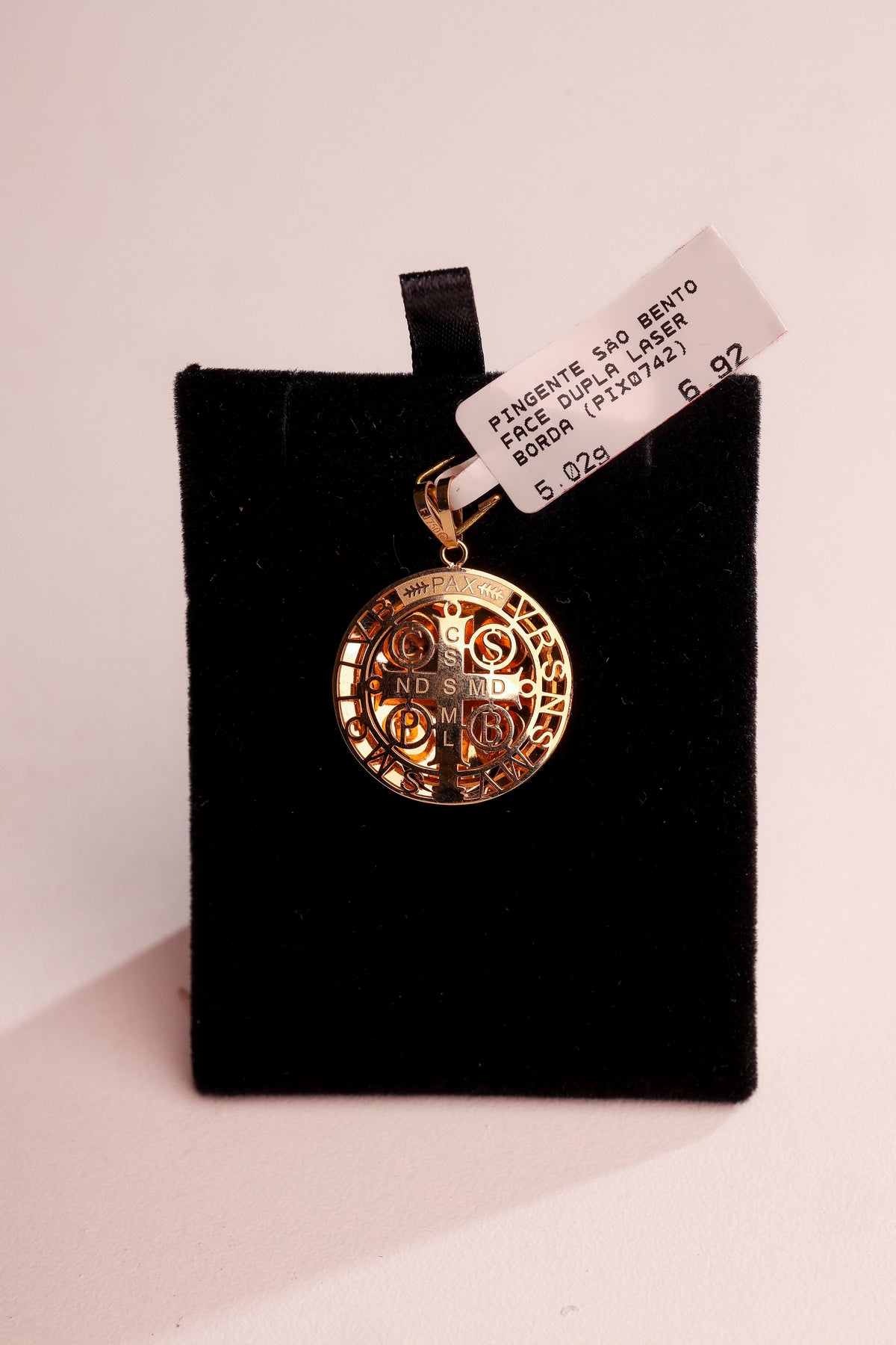 Pingente São Bento Dupla Face em Ouro 18K – Joia Premium 5,02g